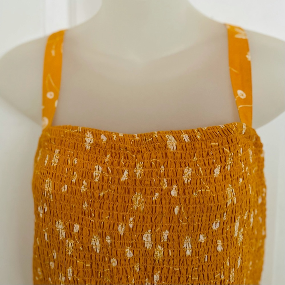 Torrid ruched yellow crop top